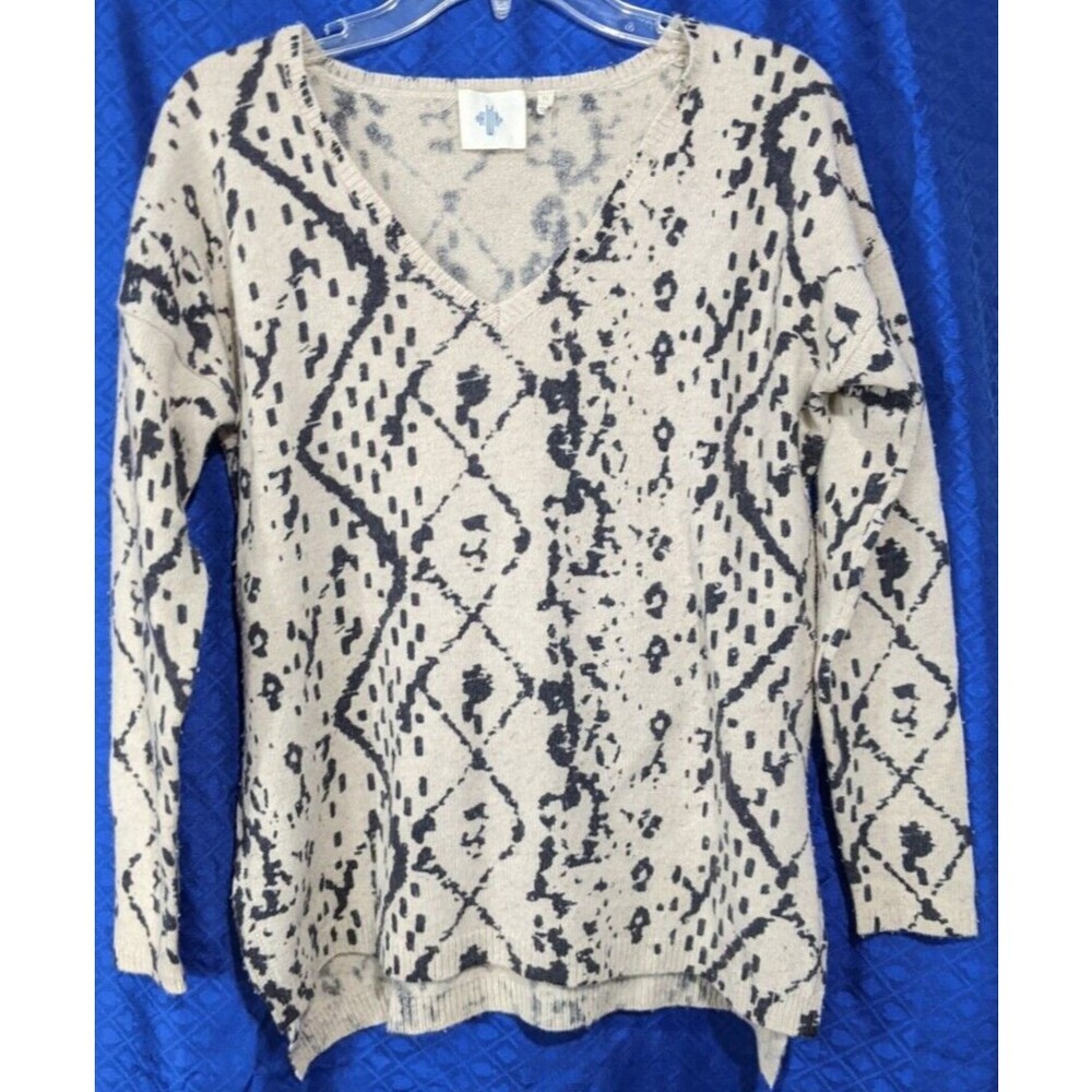 HWR Sweater  ~ Size XS ~ Pullover V Neck Long Sleeve ~ Wool/Yak/Cashmere Blend